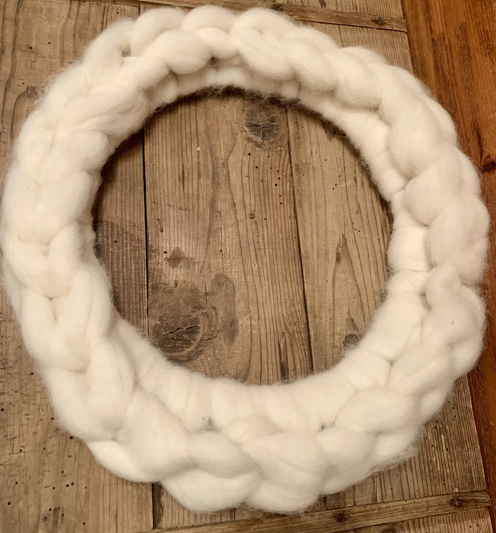 Chunky Roving Wreath-DIY